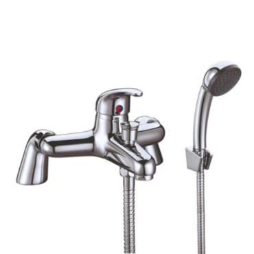 Mitigeur bain-douche chromé avec kit de douche